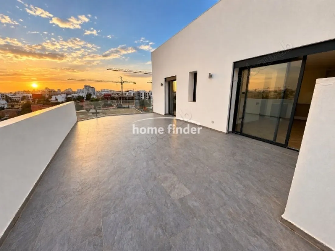 Appartement à vendre sur les Hôpitaux 
110 m² - الدار البيضاء (2)
