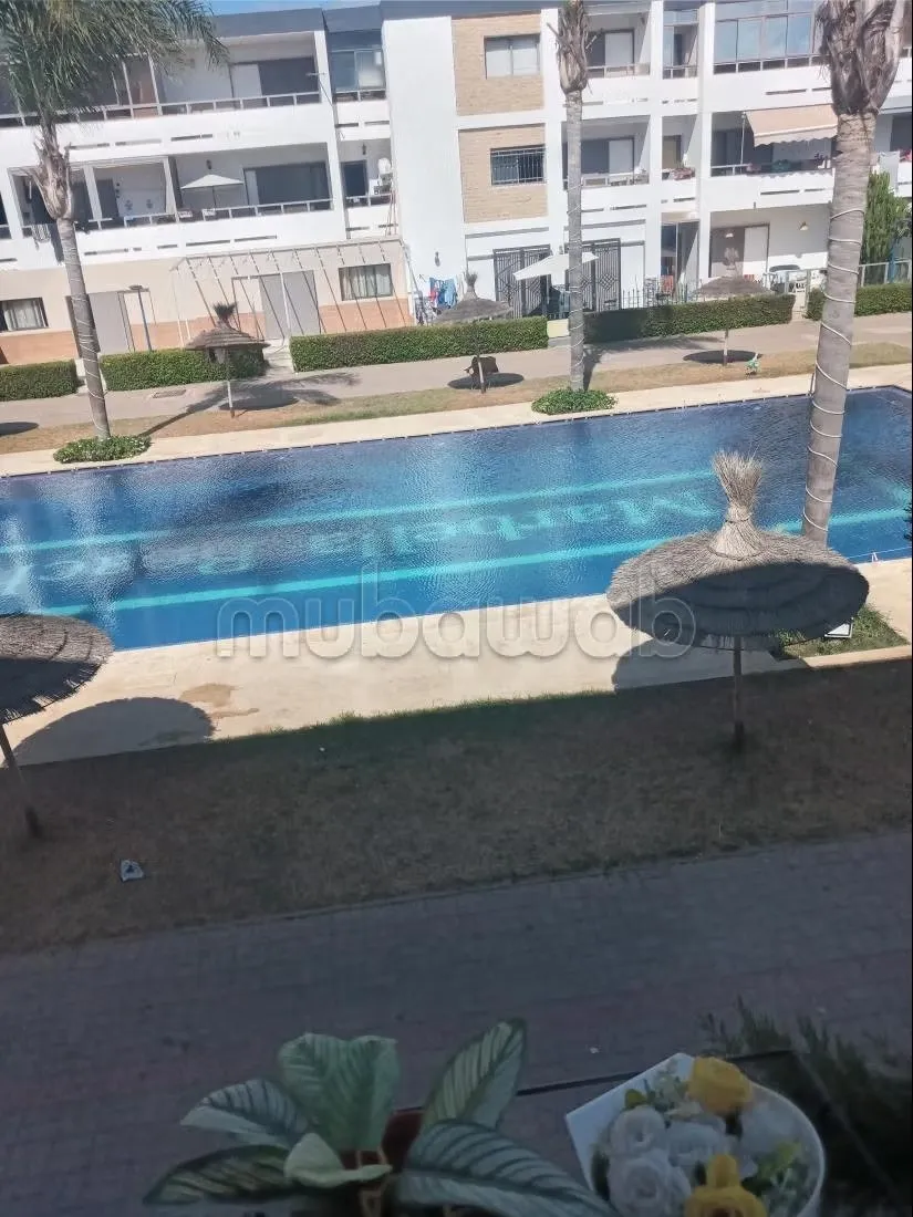 A vendre un joli appartement meublé avec piscine - المنصورية (2)
