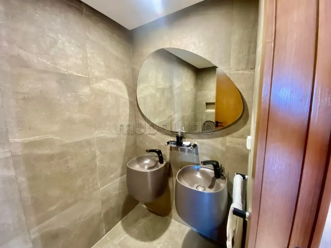 Appartement trois chambres meublè à CFC - الدار البيضاء (3)