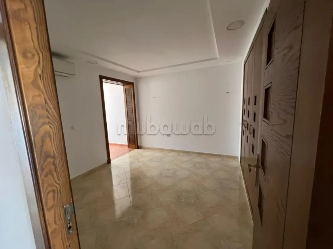 Appartement vide à loué molauy smail - طنجة (2)