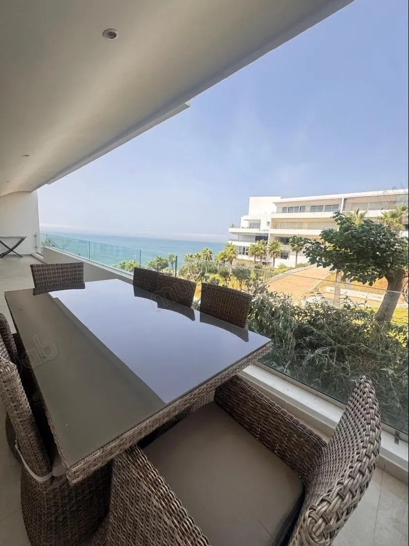 Appartment meublé à loué vue sur mer 
menar - طنجة