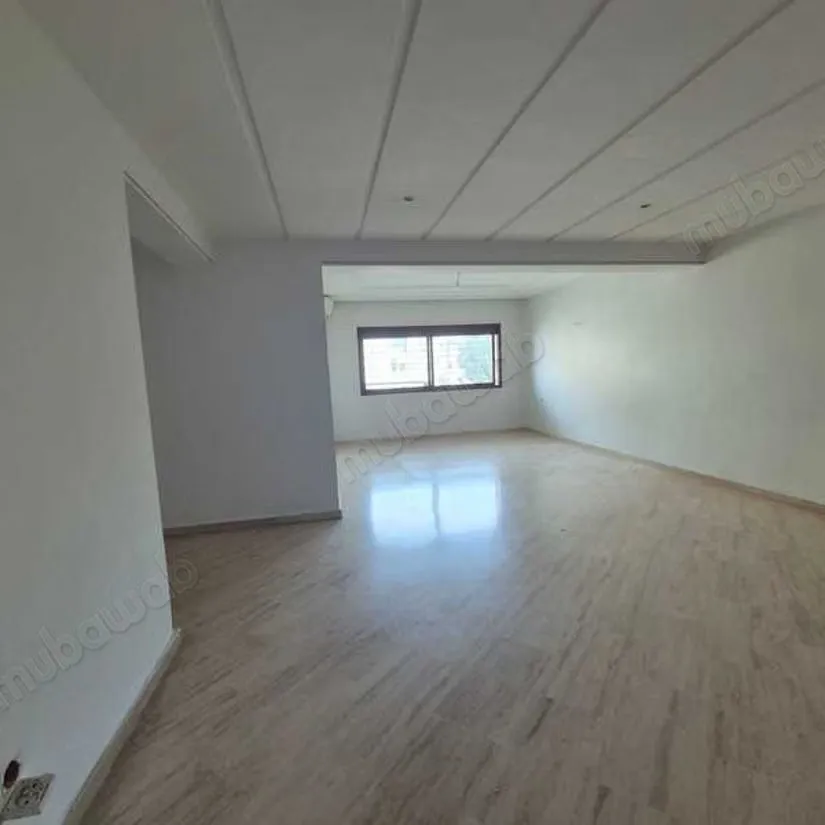 Appartement à Louer de 130.0 m² à Casablanca, Palmier Maarif - الدار البيضاء