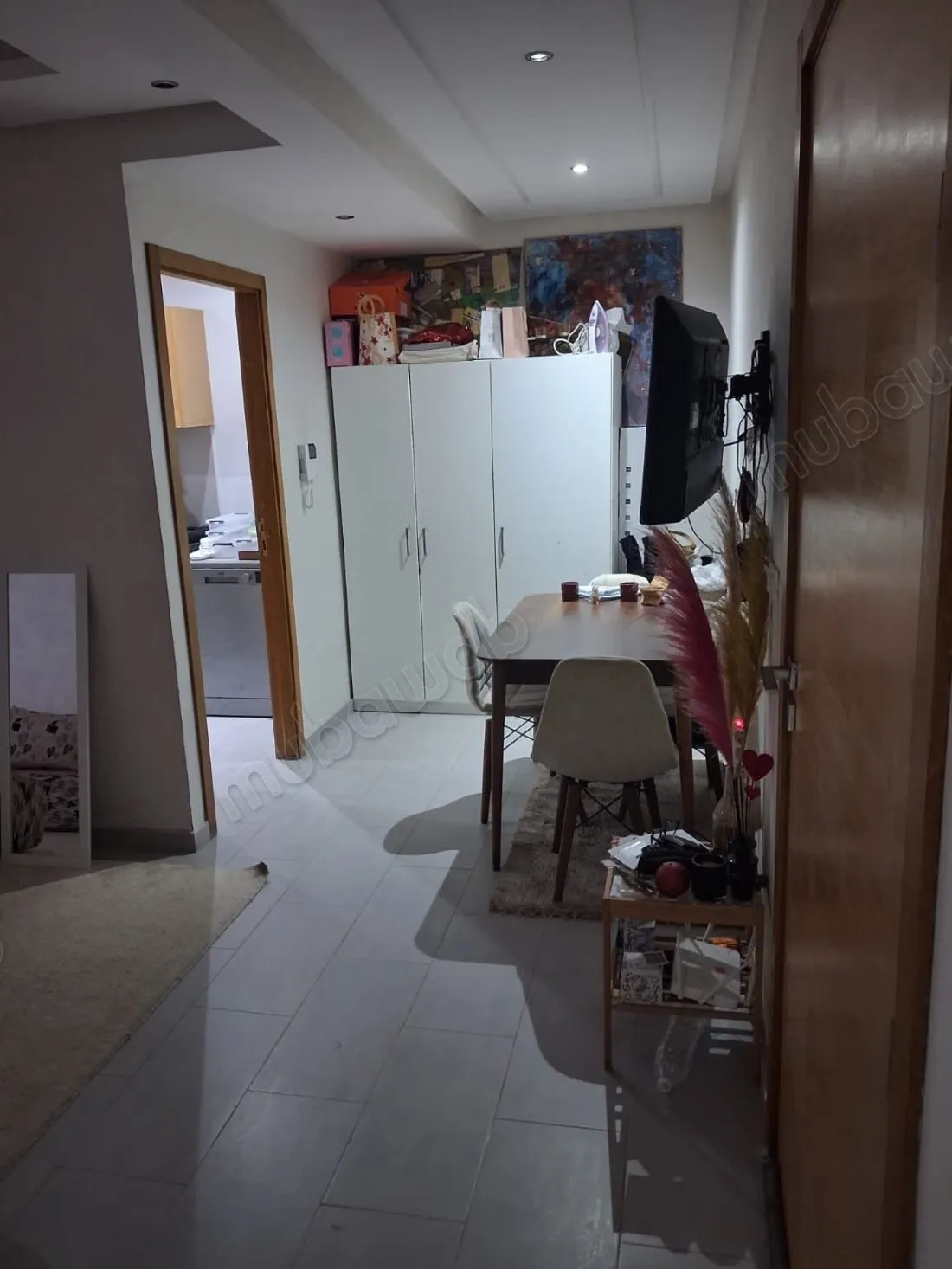 Appartement à louer à Pépinière. 
1 chambre. 
Meublé - سلا (2)
