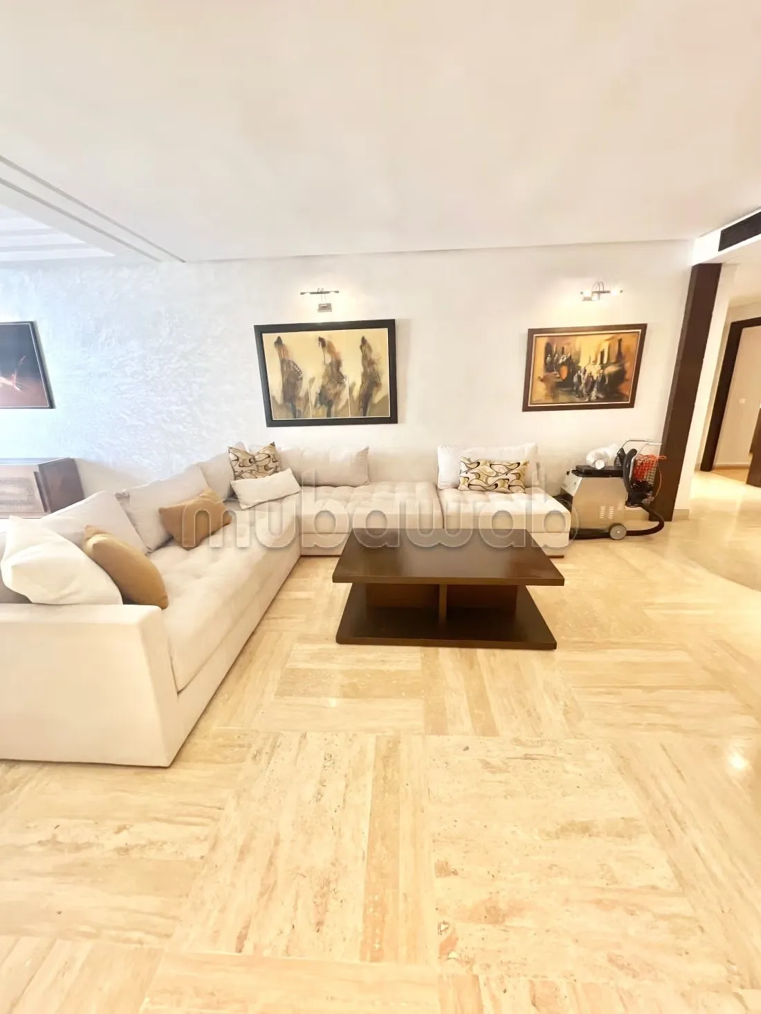 Bel Appartement meublé RACINE Triangle d’Or - الدار البيضاء (3)