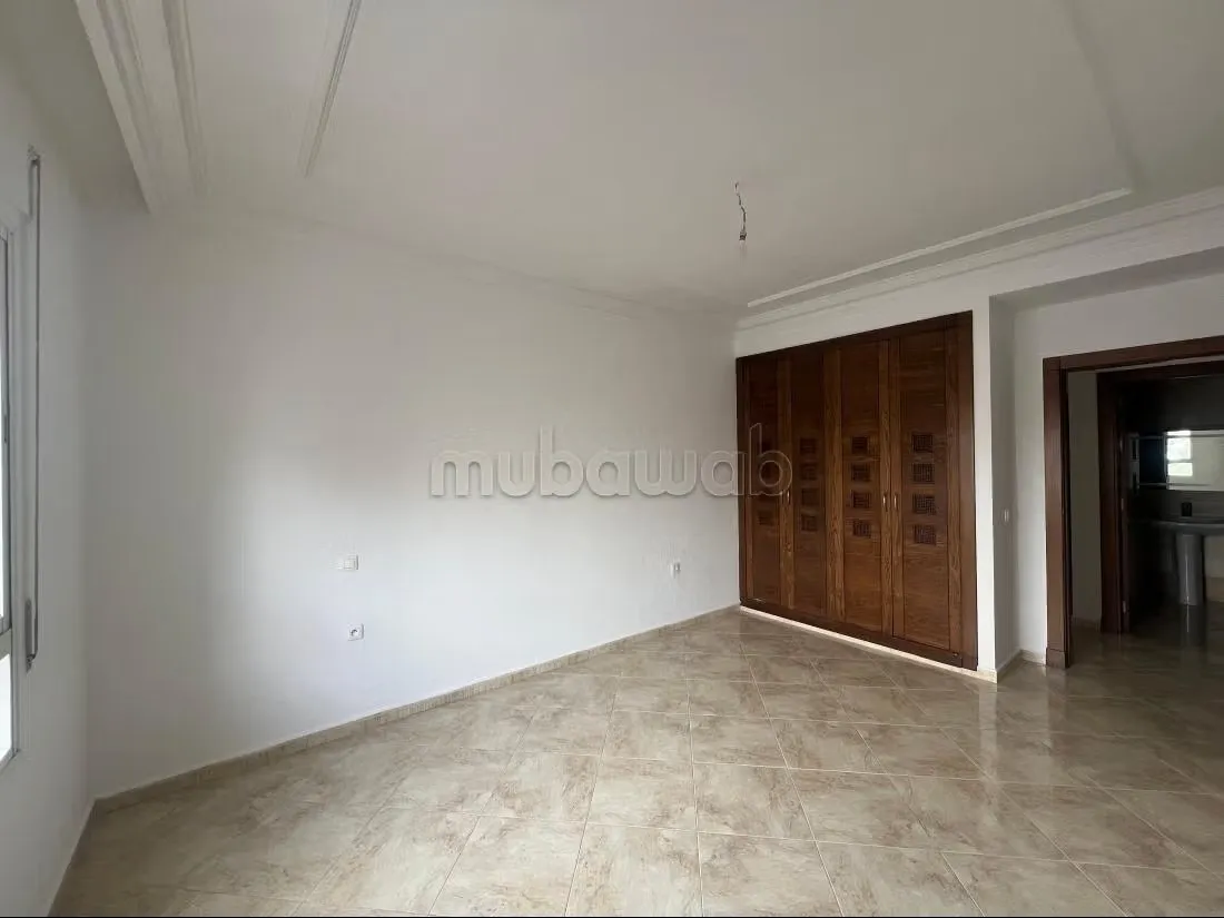 Superbe Appartement à Louer – 3 Chambres - طنجة (2)
