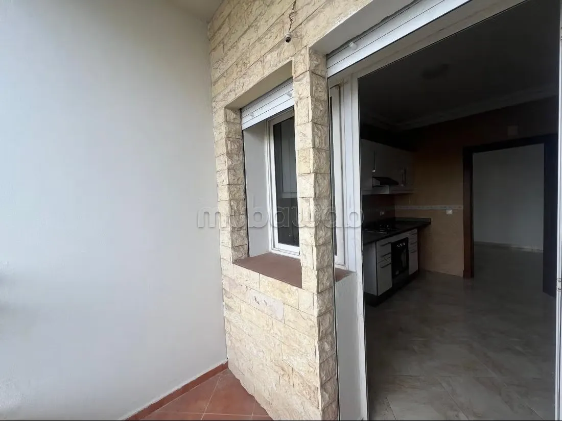 Superbe Appartement à Louer – 3 Chambres - طنجة (3)