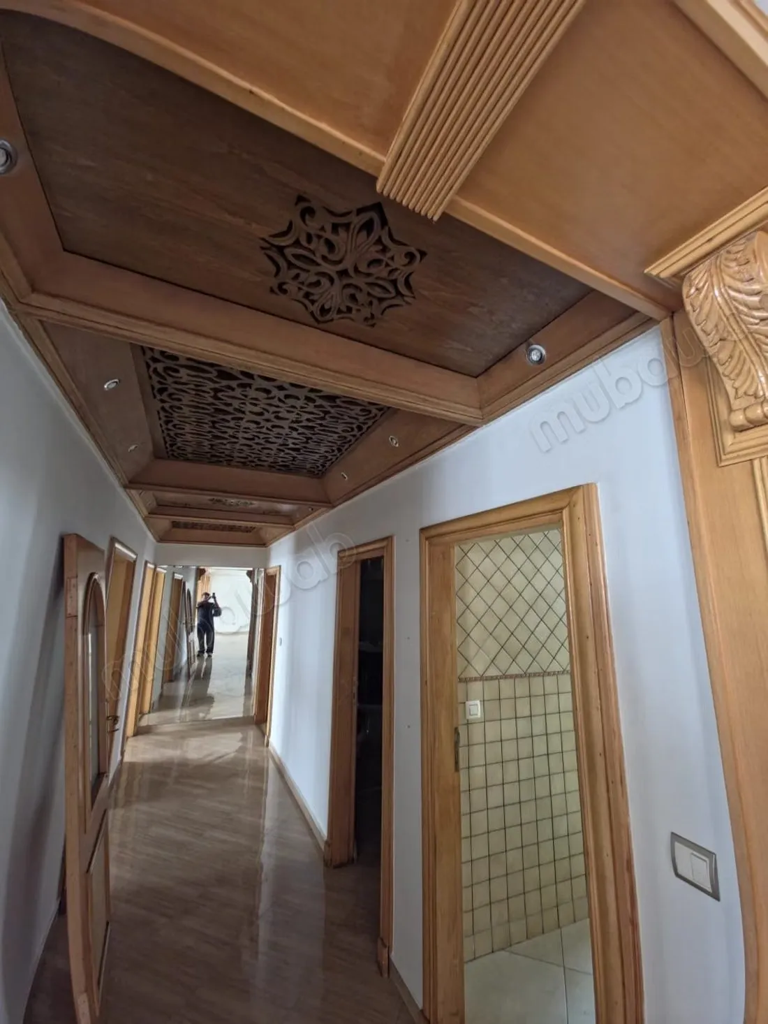 Appartement à louer à Racine. Surface totale 248 m². Porte b... - الدار البيضاء (3)