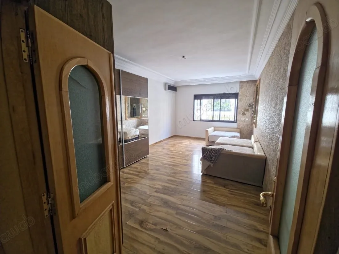 Appartement à louer à Racine. Surface totale 248 m². Porte b... - الدار البيضاء (2)