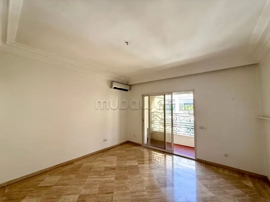 Coup de Fusil En Vente: Magnifique Appartment 111 m, 3 chamb... - الدار البيضاء