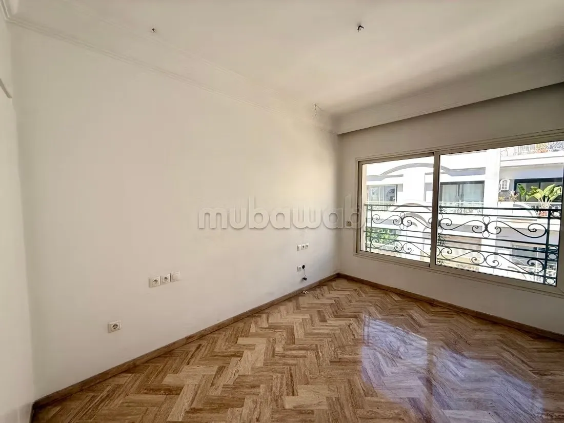 Coup de Fusil En Vente: Magnifique Appartment 111 m, 3 chamb... - الدار البيضاء (3)