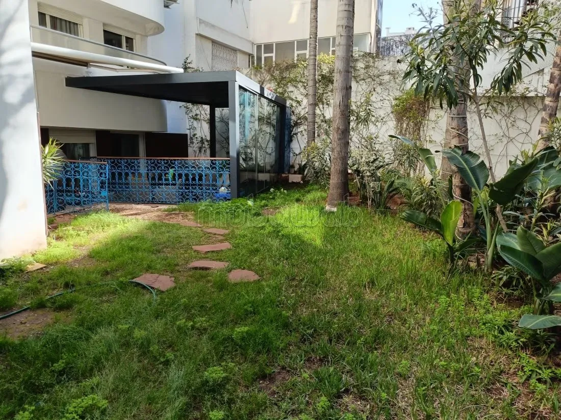 AFFAIRE A SAISIR. Appartement à vendre a racine Rue Ali Abde... - الدار البيضاء (2)