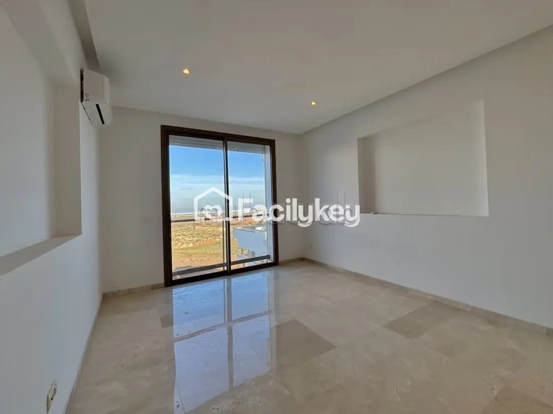 Appartement de 82 m² à Casablanca - الدار البيضاء (2)