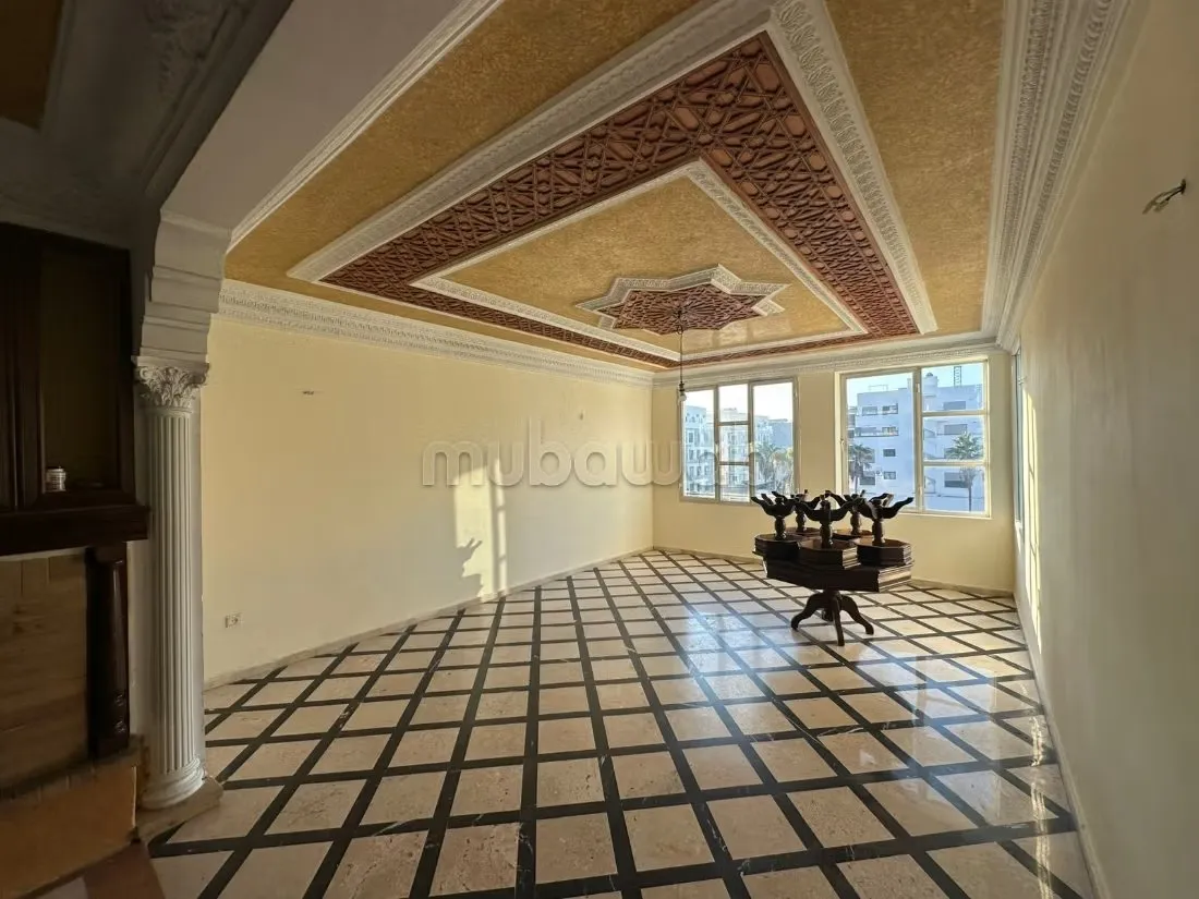 Bel appartement à vendre à Les Hôpitaux. 3 chambres. Service... - الدار البيضاء