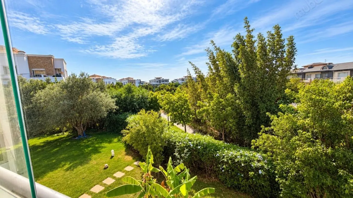 Appartement 3 façades avec terrasse - بوسكورة