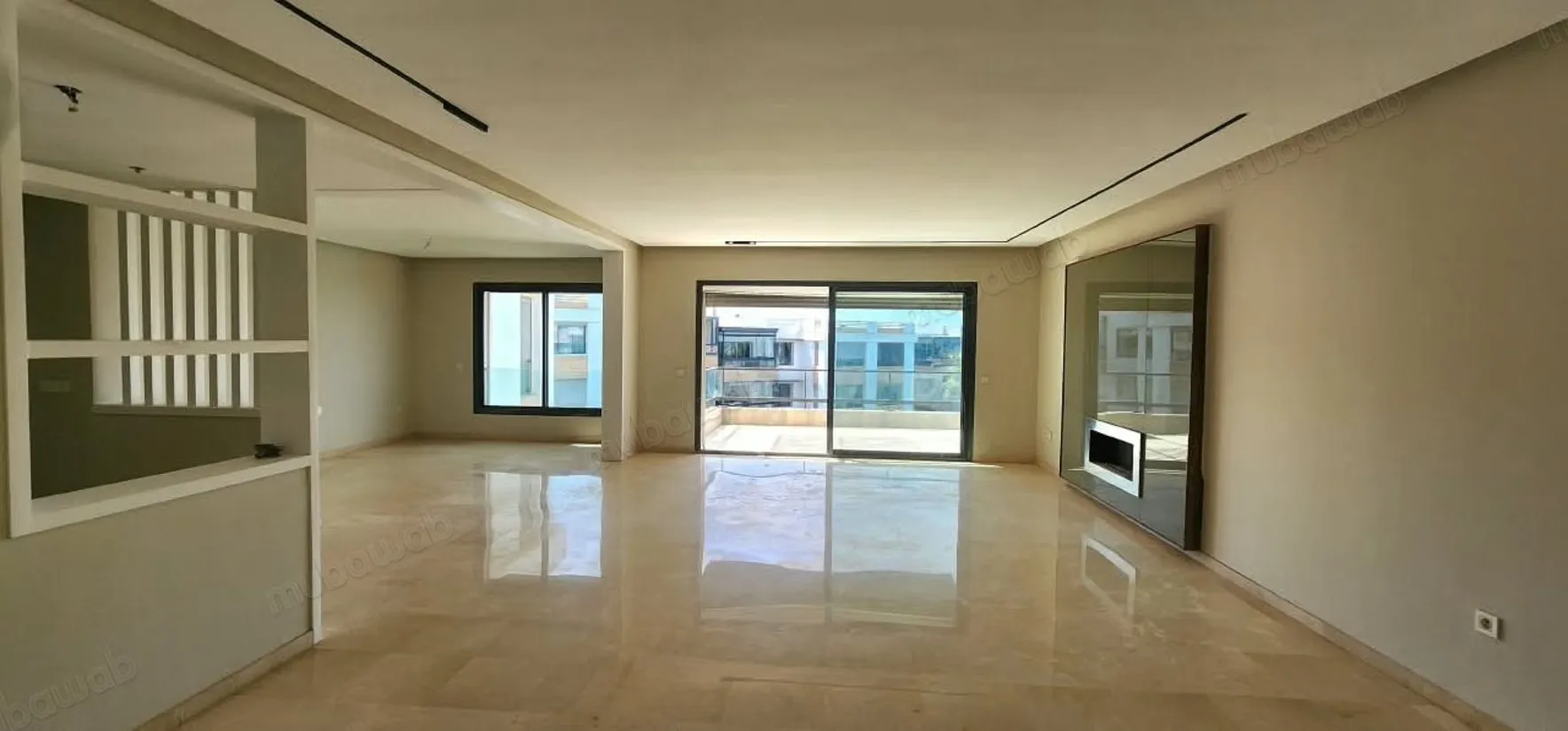 A VENDRE – Appartement Luxueux de 184 m² - الدار البيضاء (2)