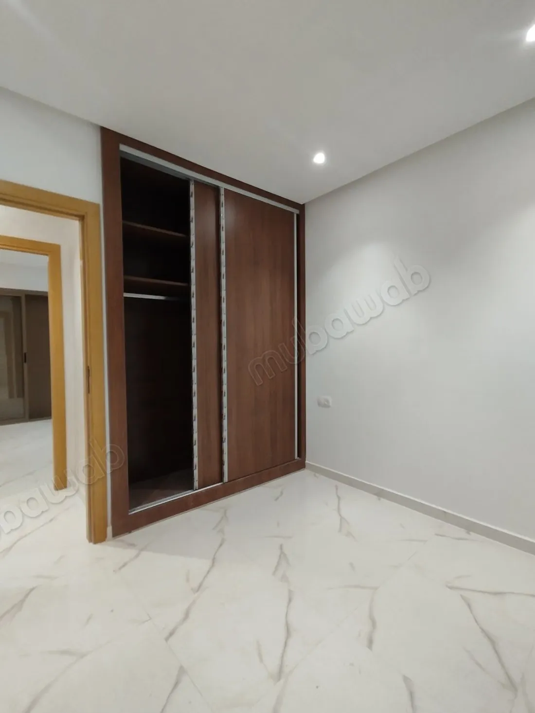 Appartements modernes de haute qualité à vendre à Martil - مرتيل (2)
