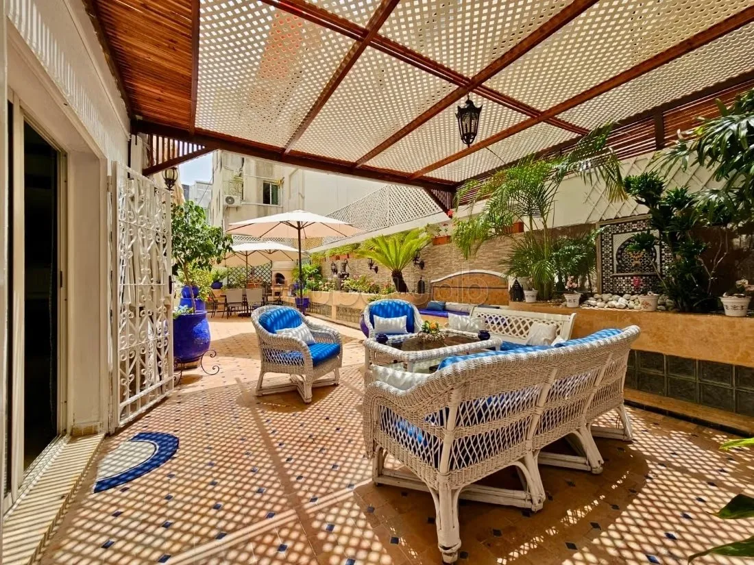 À VENDRE – Grand Appartement d’Exception - الدار البيضاء