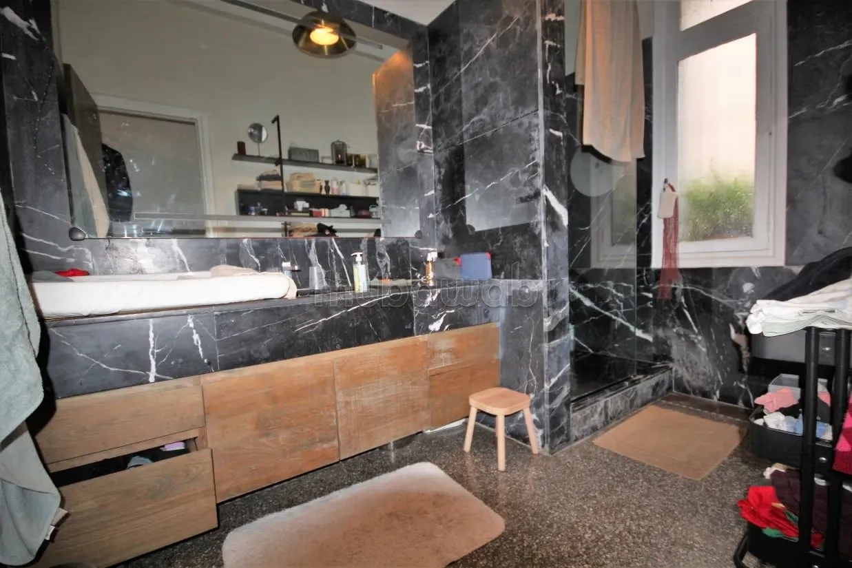 Vend Charme Rénové de l’Art Déco 175 M² - الدار البيضاء (2)