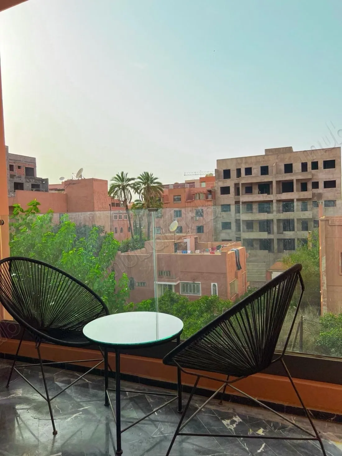 Appartement à l'achat à Guéliz. 1 chambre. Bien meublé - مراكش (3)