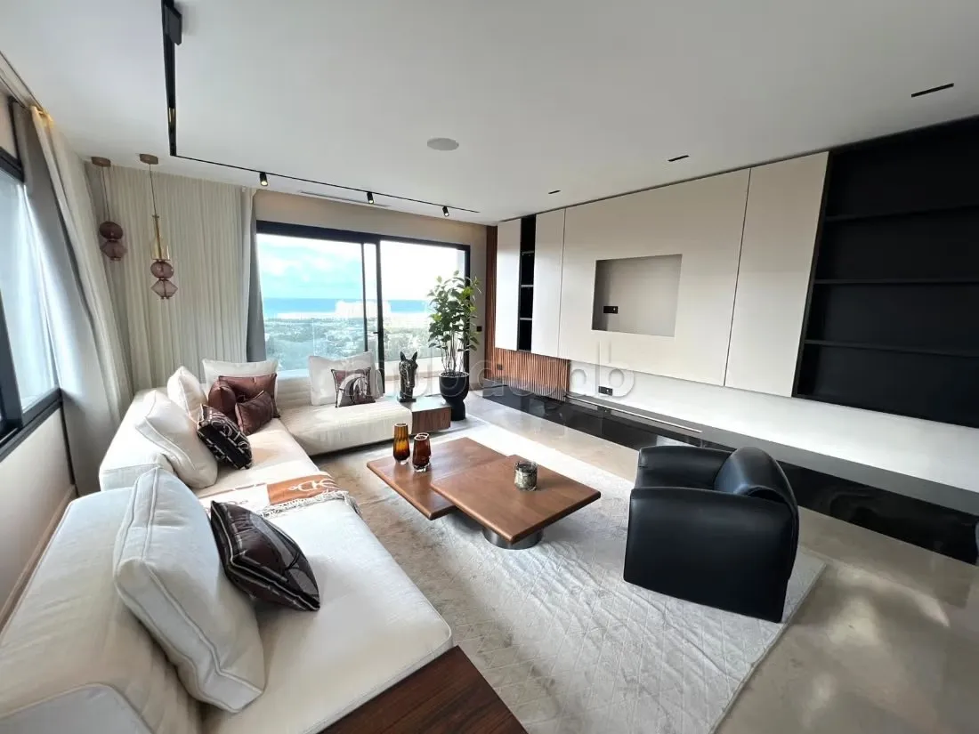 Appartement 124 m² – Élégance & Vue Mer à Malabata Hills - طنجة