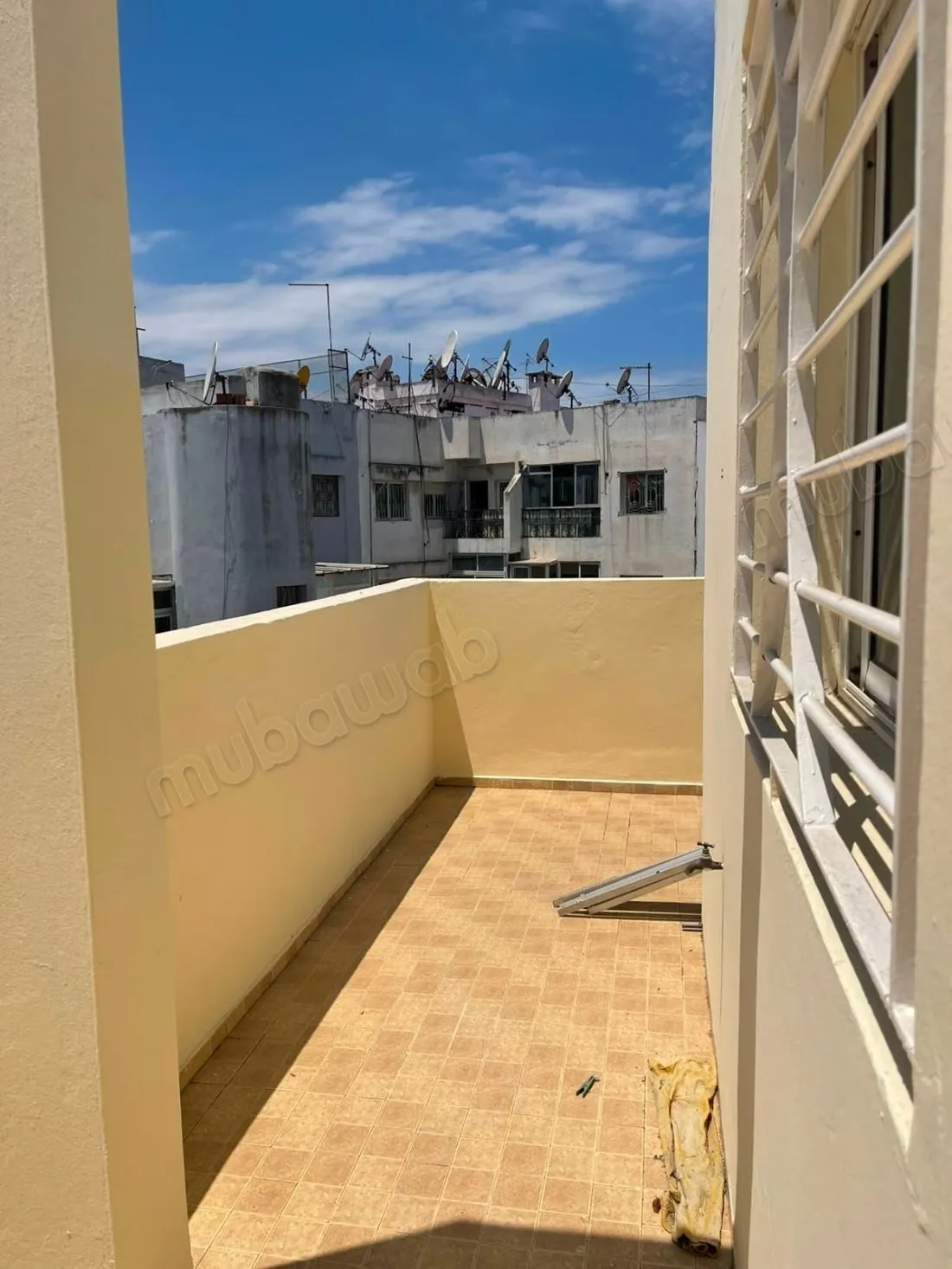 Bel appartement à vendre à Les Hôpitaux. 1 Pièce. Porte blin... - الدار البيضاء (3)