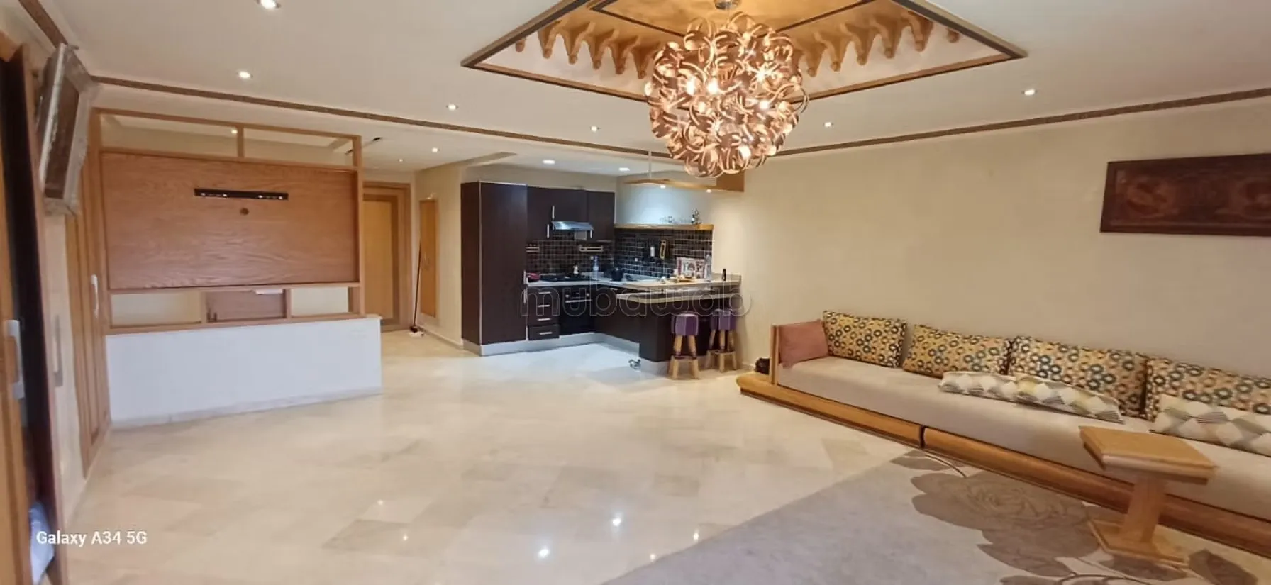 Superbe appartement à vendre à Rver Palm.
Superficie 110 m² - مراكش