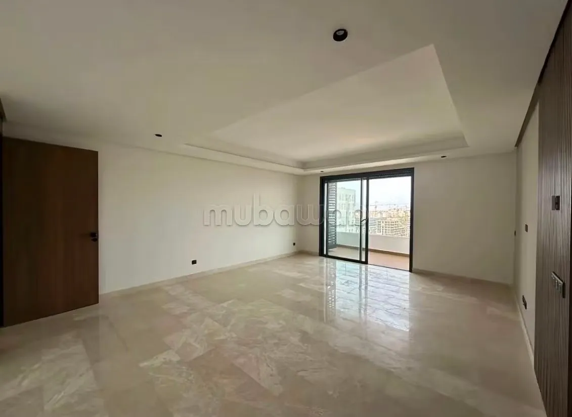 Magnifique appartement à saisir au 14ᵉ étage avec vue dégagé... - الدار البيضاء (2)