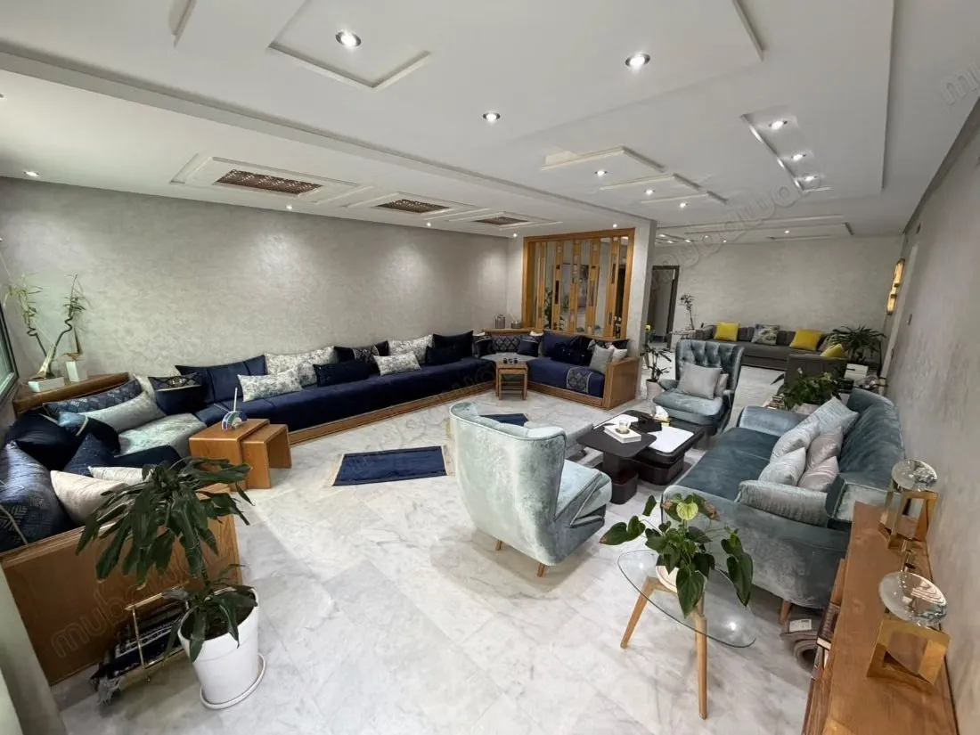 Appartement haut standing de136 m² au Centre ville - طنجة