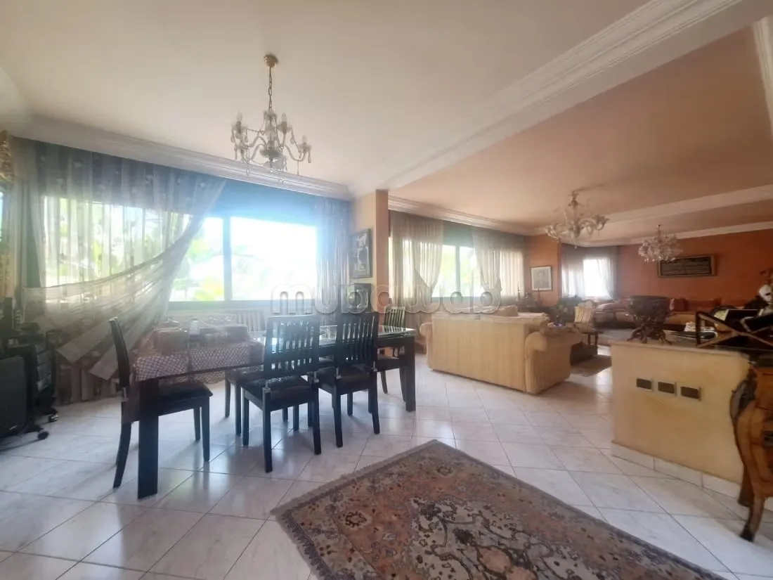 Duplex 4 chambres 355 M2 dernier étage Racine - الدار البيضاء (3)
