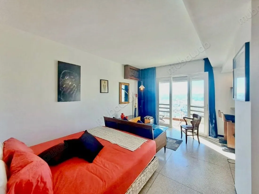 Studio avec grand balcon 
Centre ville - الدار البيضاء (3)