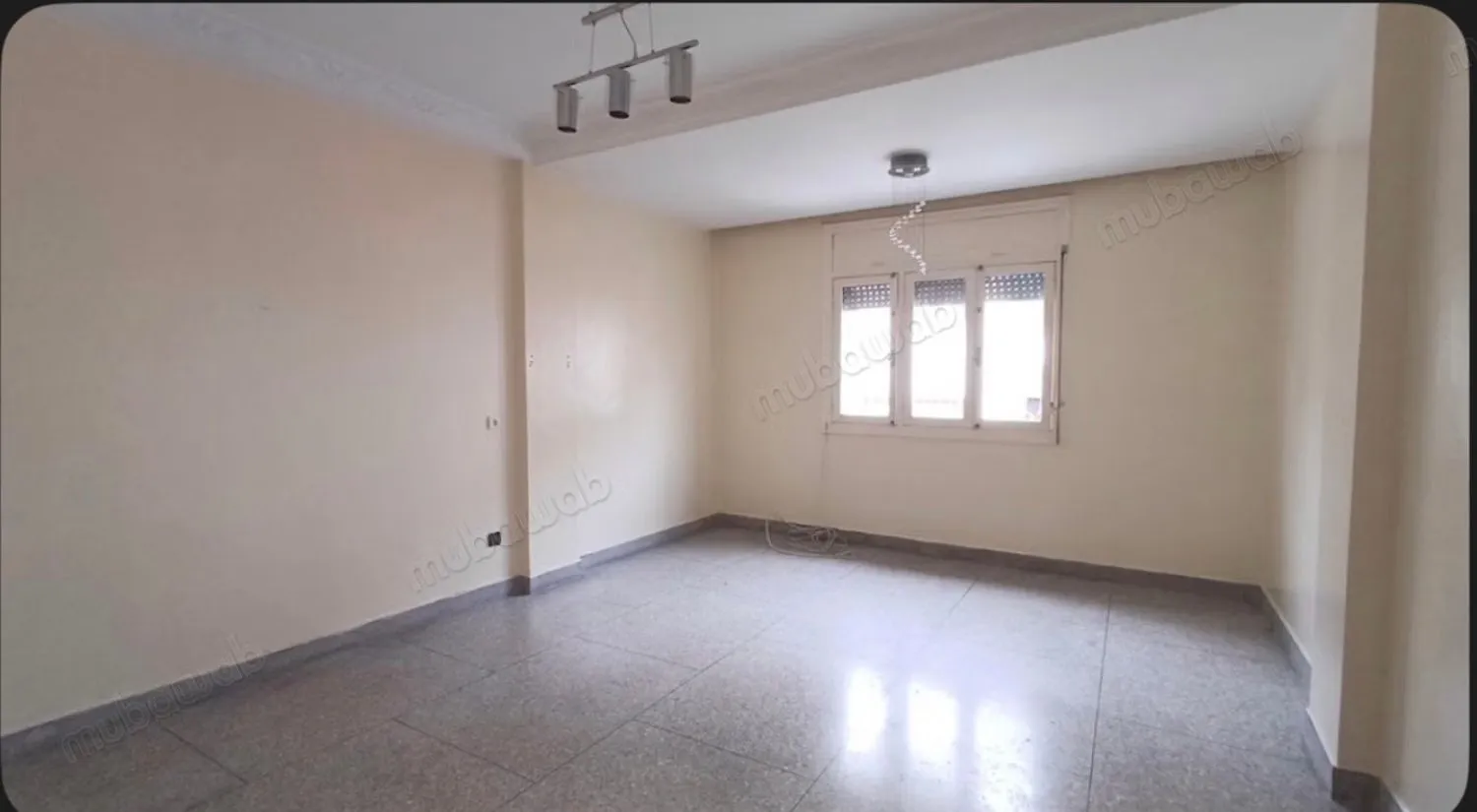 Appartement en vente à Burger. 
Prix imbattable - الدار البيضاء (2)