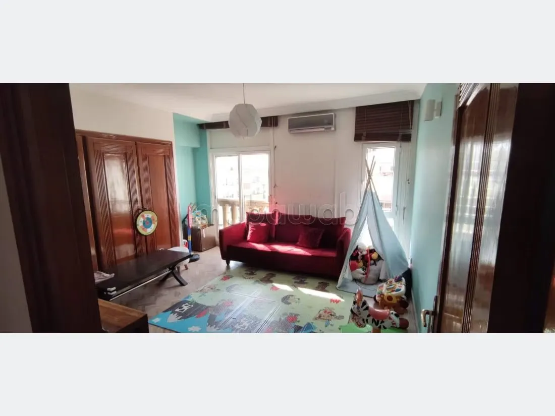 Appartement à Vendre de 990.0 m² à Rabat, Haut Agdal - الرباط (2)