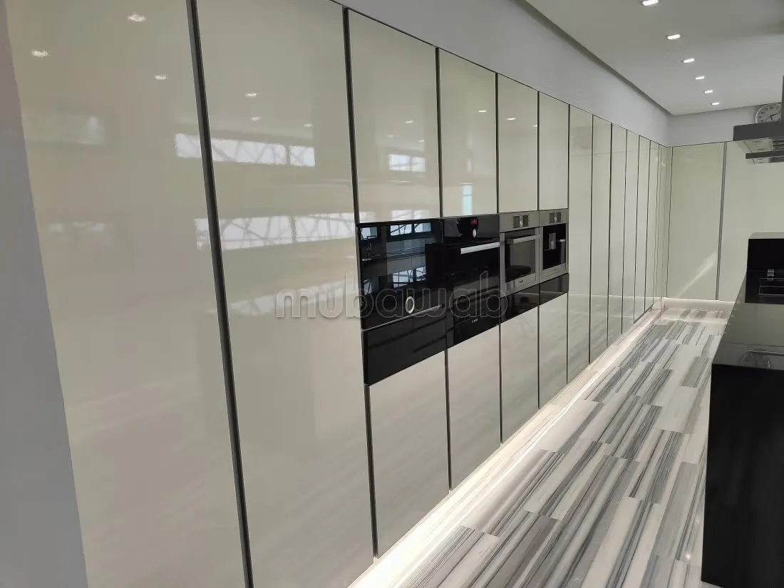Appartement à vendre à Triangle d'Or. Surface totale 270 m² - الدار البيضاء (3)