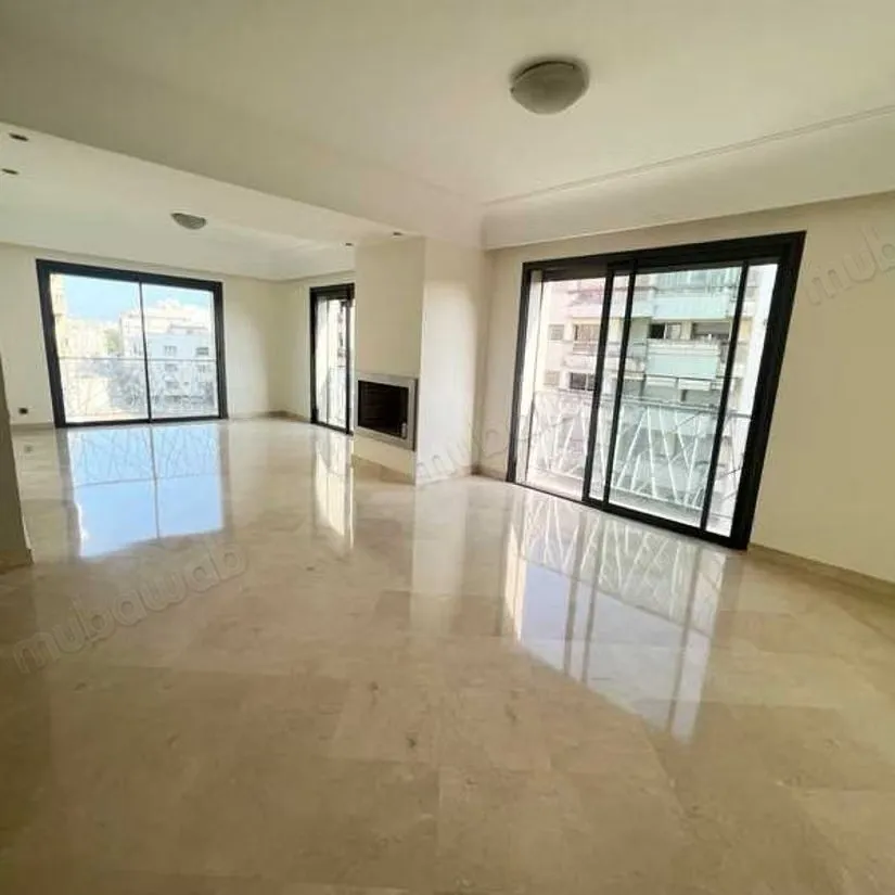 Appartement à Vendre de 164.0 m² à Casablanca, Gauthier - الدار البيضاء