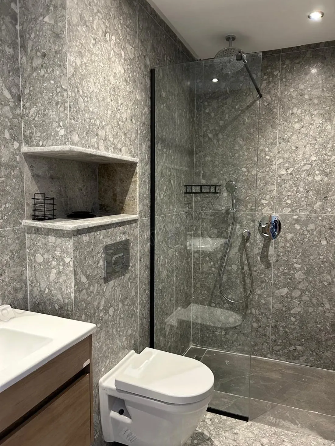 Louez cet appartement à Les Hôpitaux. 1 Pièce. Bien meublé - الدار البيضاء (3)