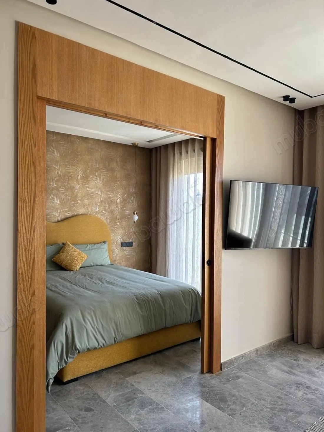Louez cet appartement à Les Hôpitaux. 1 Pièce. Bien meublé - الدار البيضاء (2)