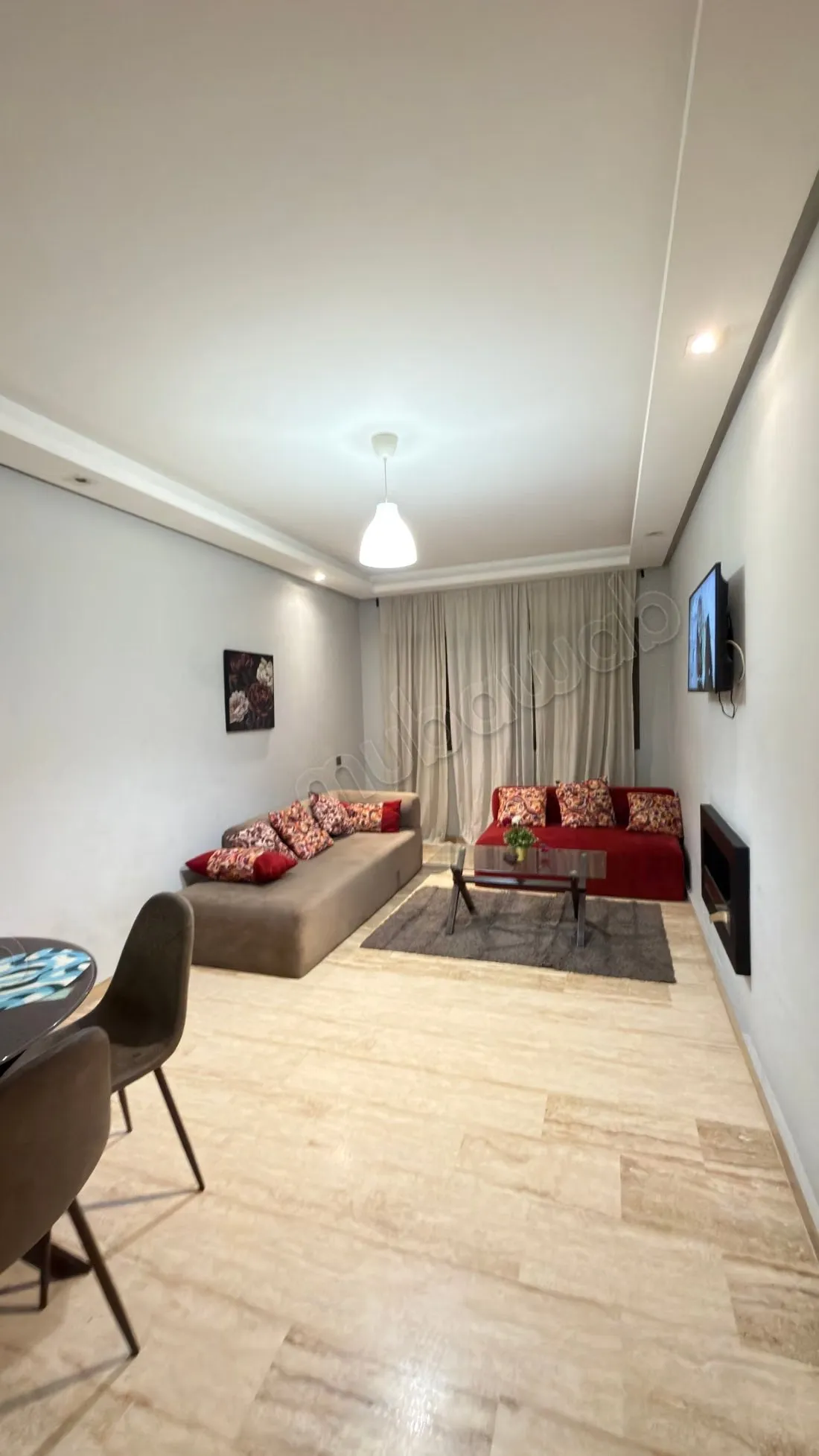 Studio bien meublé à côté de tram bd Abdlmoumen - الدار البيضاء