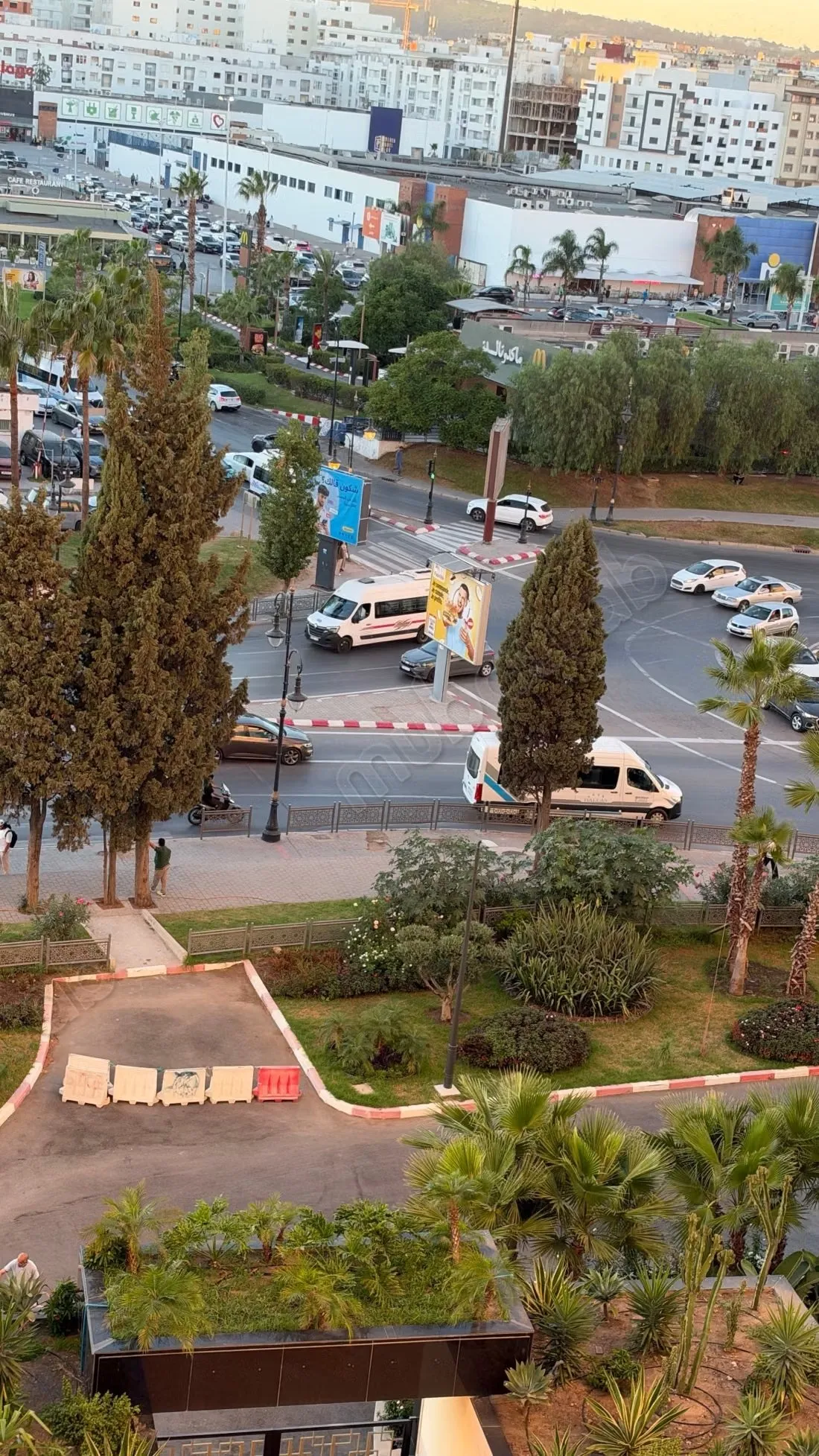 A LOUER: Superbe Appartement neuf face à Marjane - طنجة
