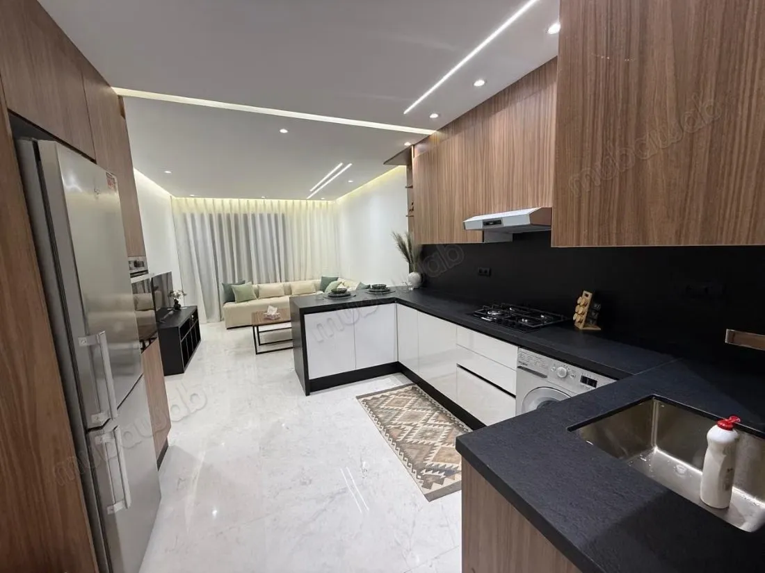Superbe appartement à louer à Franceville. 1 Pièce. Meublé - الدار البيضاء (3)