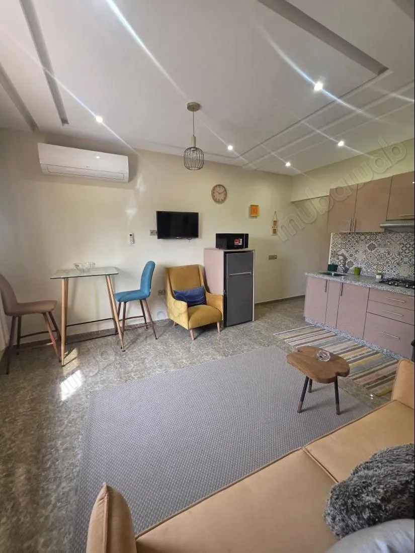 Très bel appartement en location à targa 1 Pièce. Bien meubl... - Ait Aissi Ihahane (2)