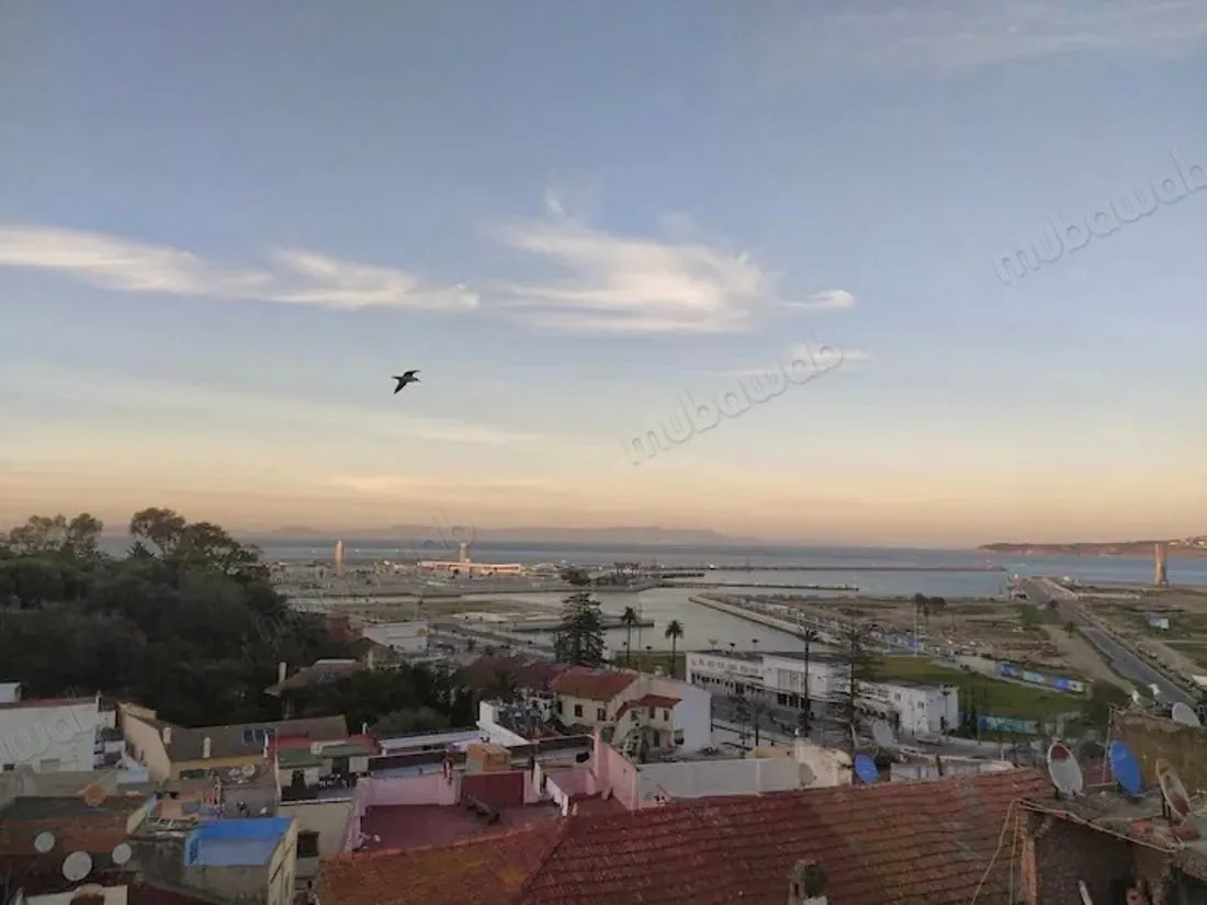 Appartement Meublé à Louer Vue sur mer Centre - طنجة