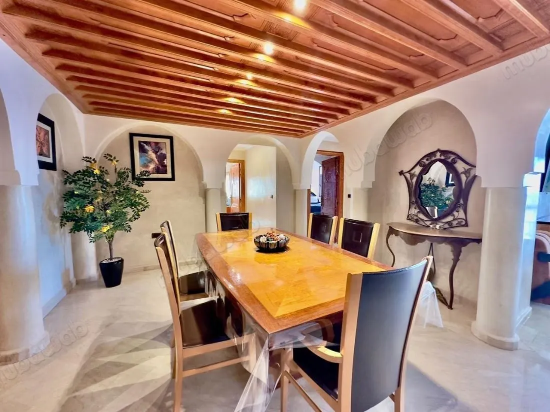 Bel appartement en location à Hivernage. 
3 belles chambres... - مراكش