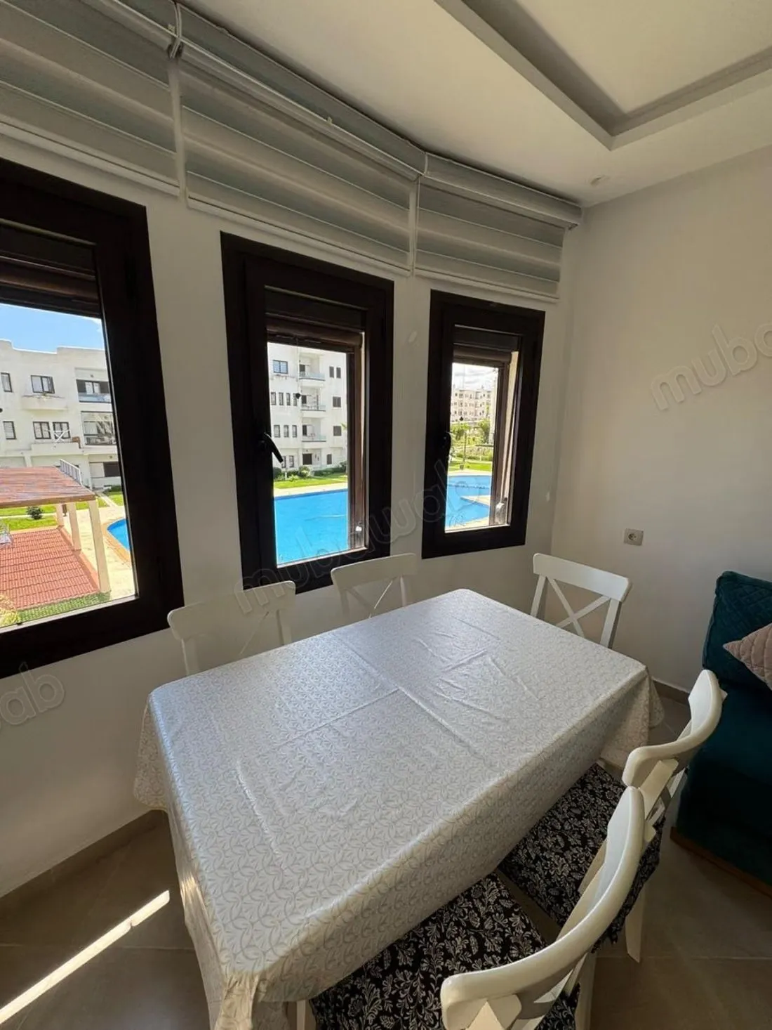 Superbe appartement à louer à M'Diq. 
Surface de 100 m². 
Bi... - المضيق (3)