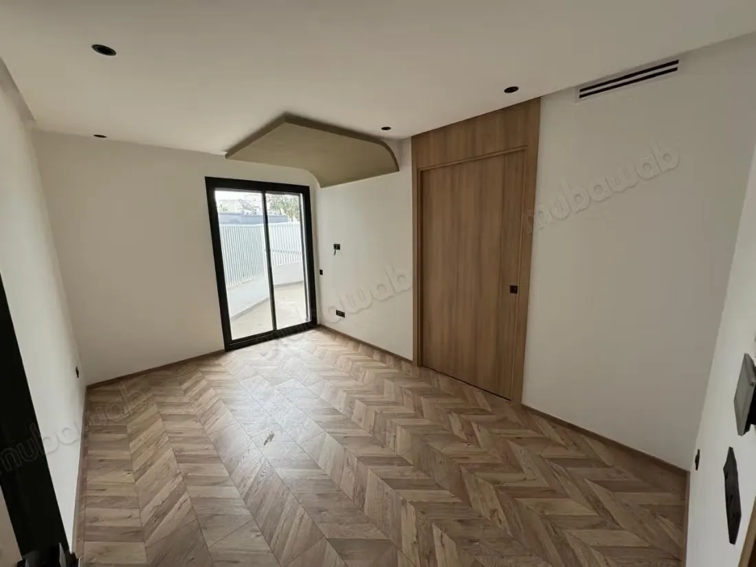 Studio neuf 50m2, terrasse & parking à Abdelmoumen - الدار البيضاء (2)