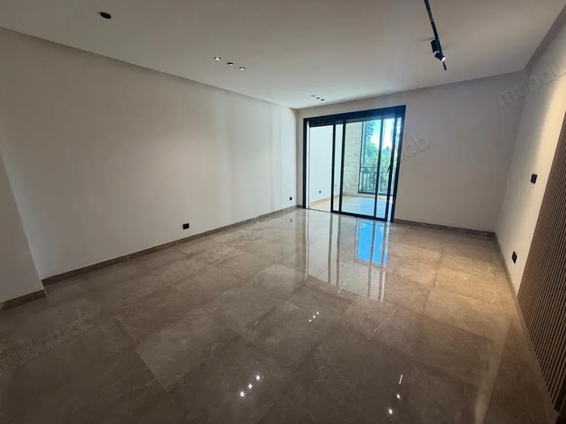 Duplex de 180 en location à Souissi 
RABAT - الرباط (2)