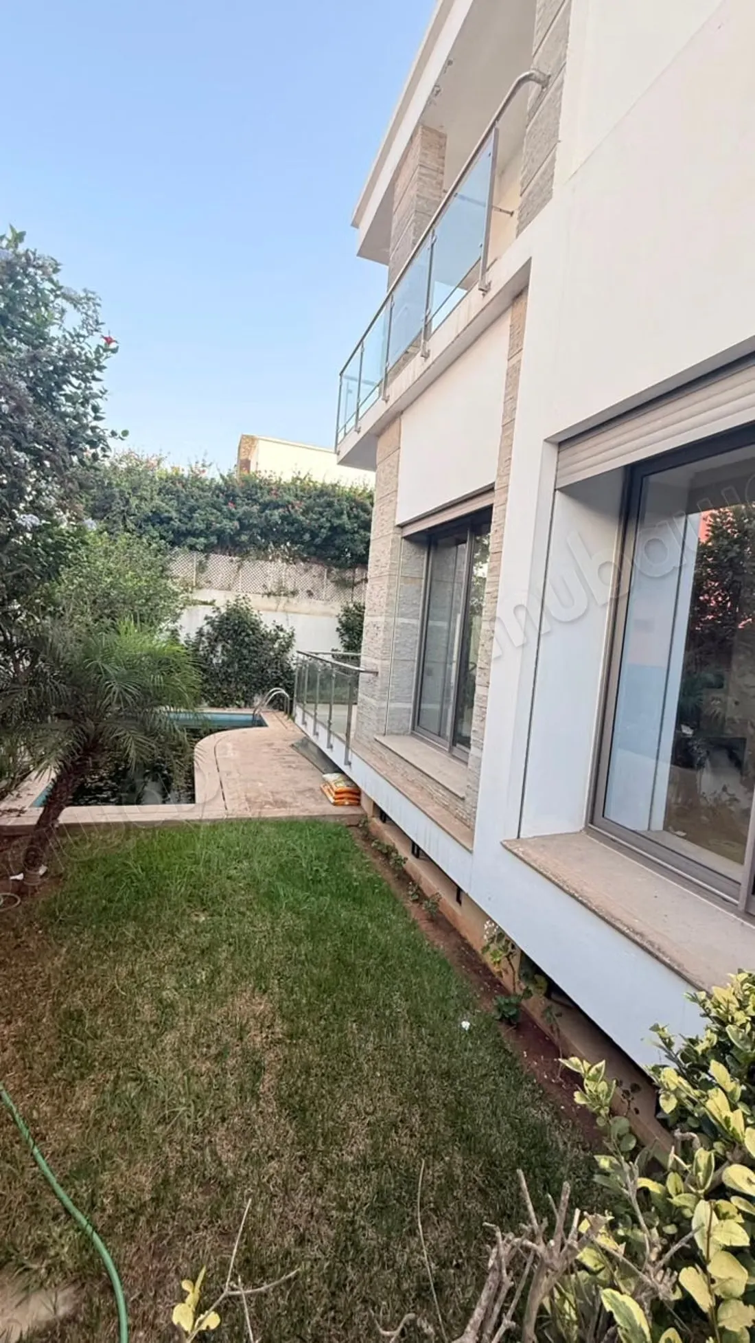Sublime villa en location 400m² à Hay Riad RABAT - الرباط (2)