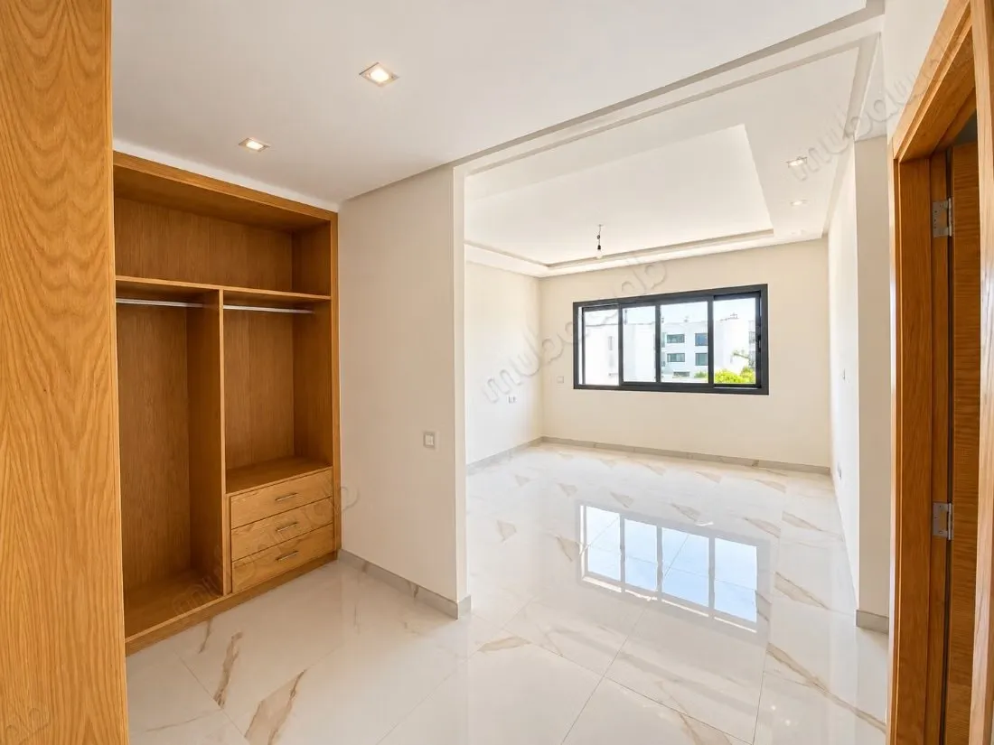 Appartement F3 vide à louer – Souissi, Rabat - الرباط (3)