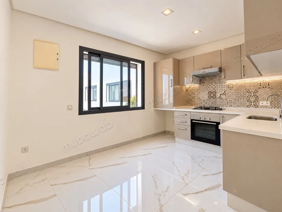 Appartement F3 vide à louer – Souissi, Rabat - الرباط (2)