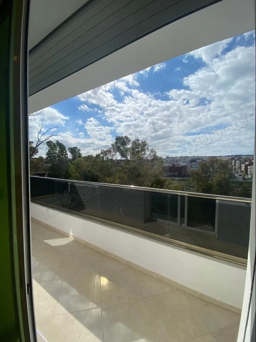 Location appartement familiale à Moujahidine - طنجة