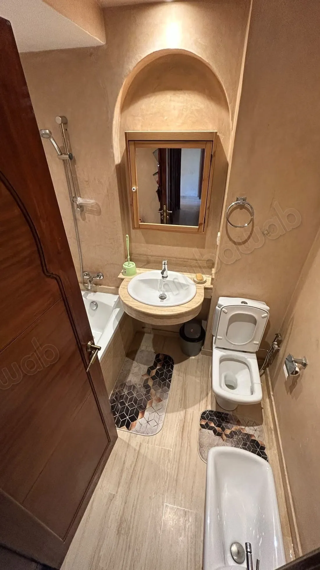 Bel appartement en location à Guéliz. 
Surface de 120 m². 
B... - مراكش (2)